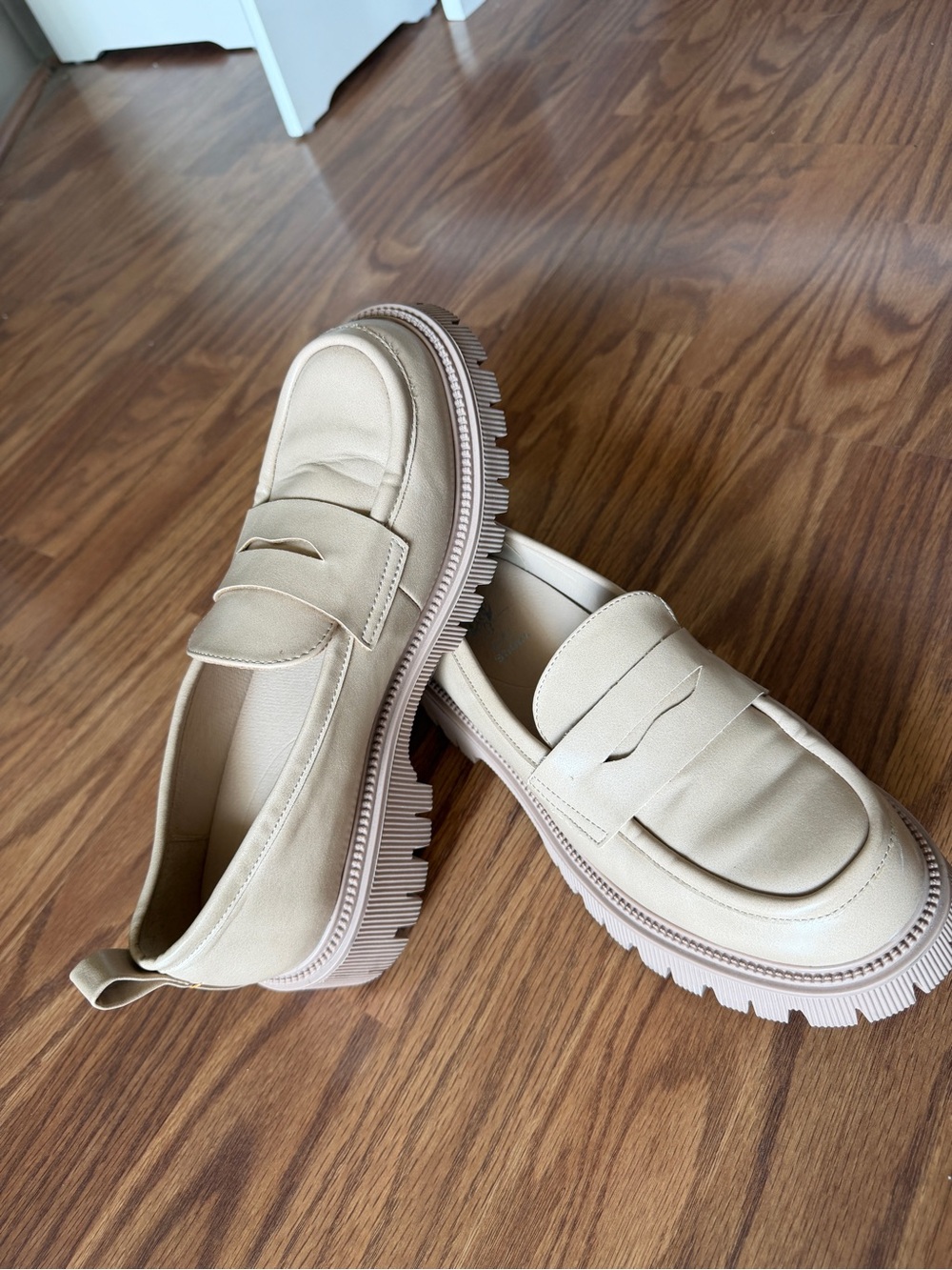Men's Cream Chunky Penny Loafers - Slip-On Comfort